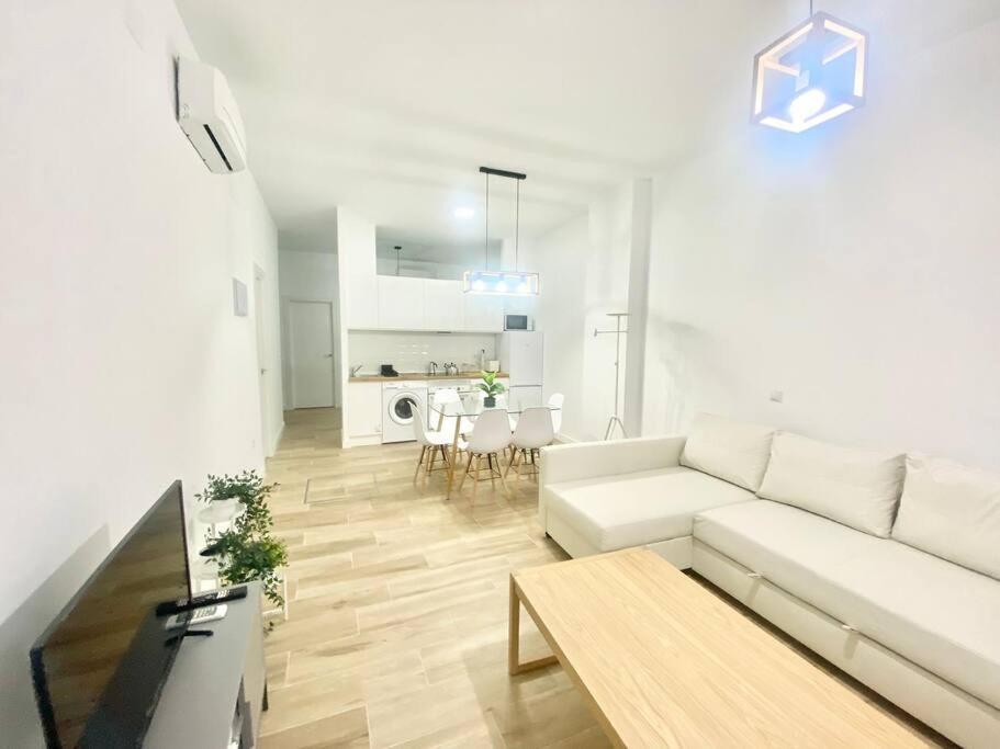 Apartament Puente Praga Aparment Madrid